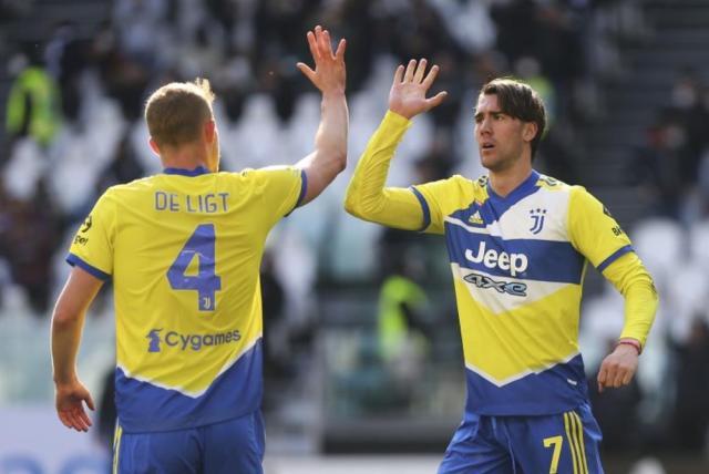 1648012114615058757.jpg 1648012043373.jpg