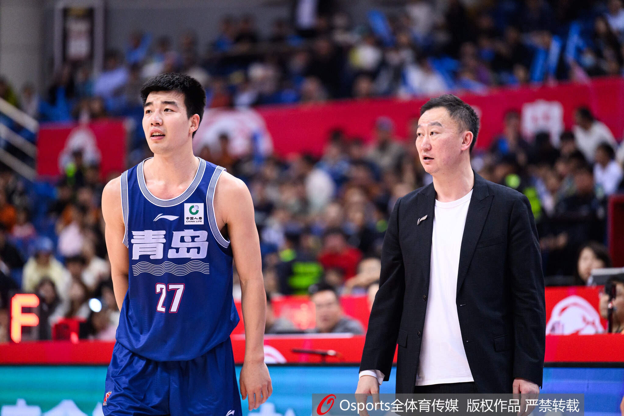 星空体育官方网站-媒体人：青岛核心球员近期亲人过世影响发挥 季后赛不能全靠外援